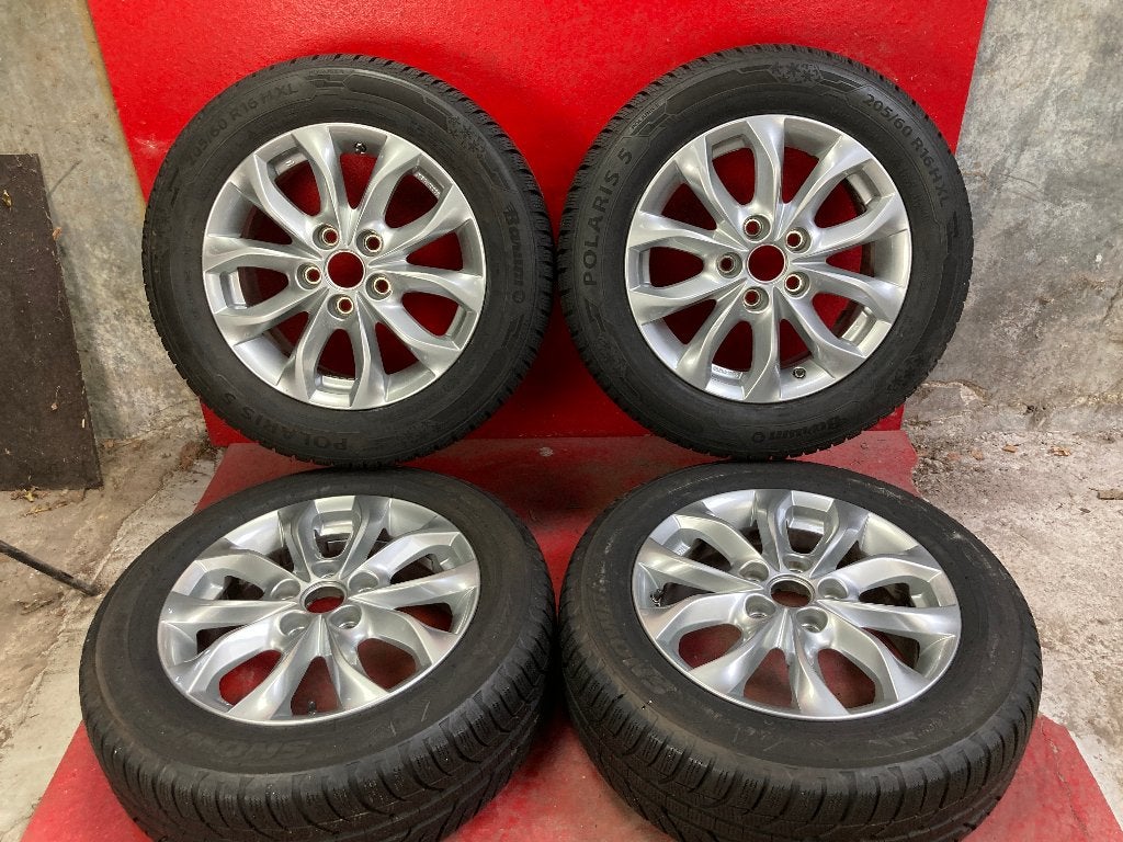 Winterbanden Mazda 3 2013 - 2019 205/60R16, Gebruikt, 16 inch, ., Banden en Velgen