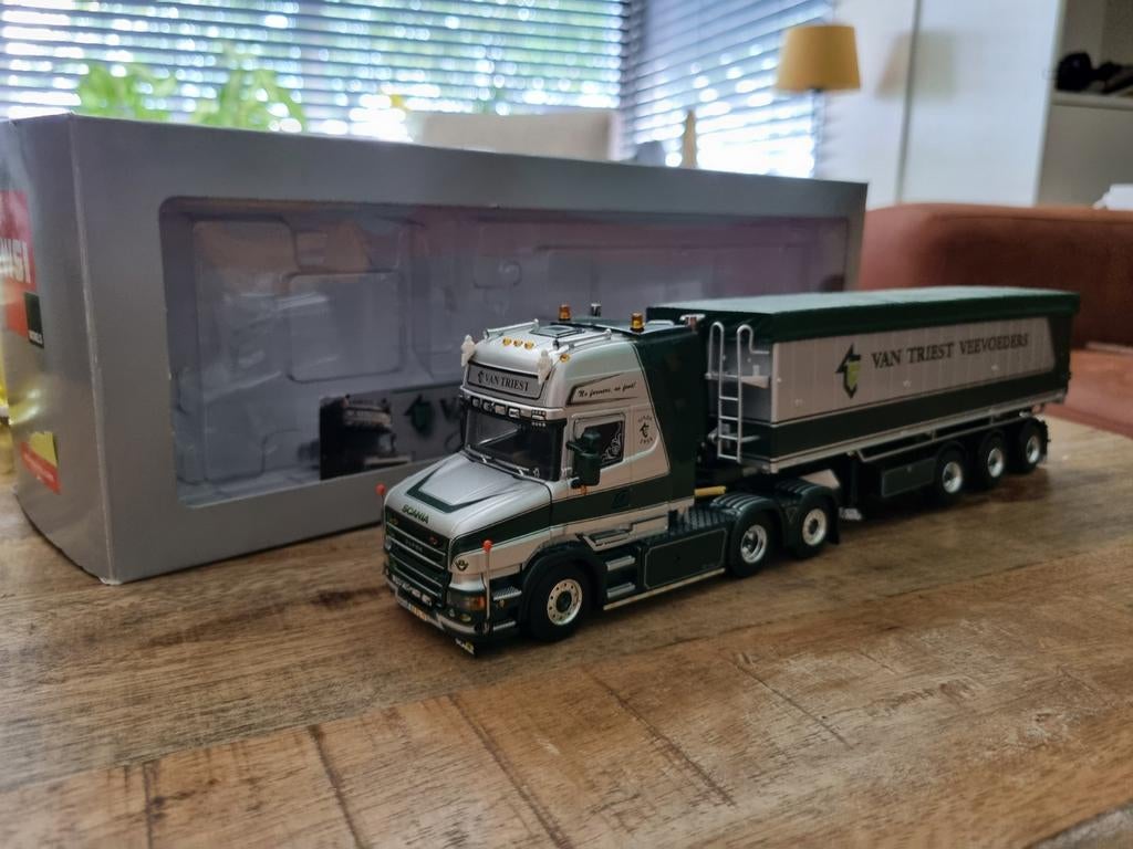 Wsi van Triest Scania T500 torpedo (oude type) met kipper., Hobby en Vrije tijd, Ophalen of Verzenden, Zo goed als nieuw, Bus of Vrachtwagen