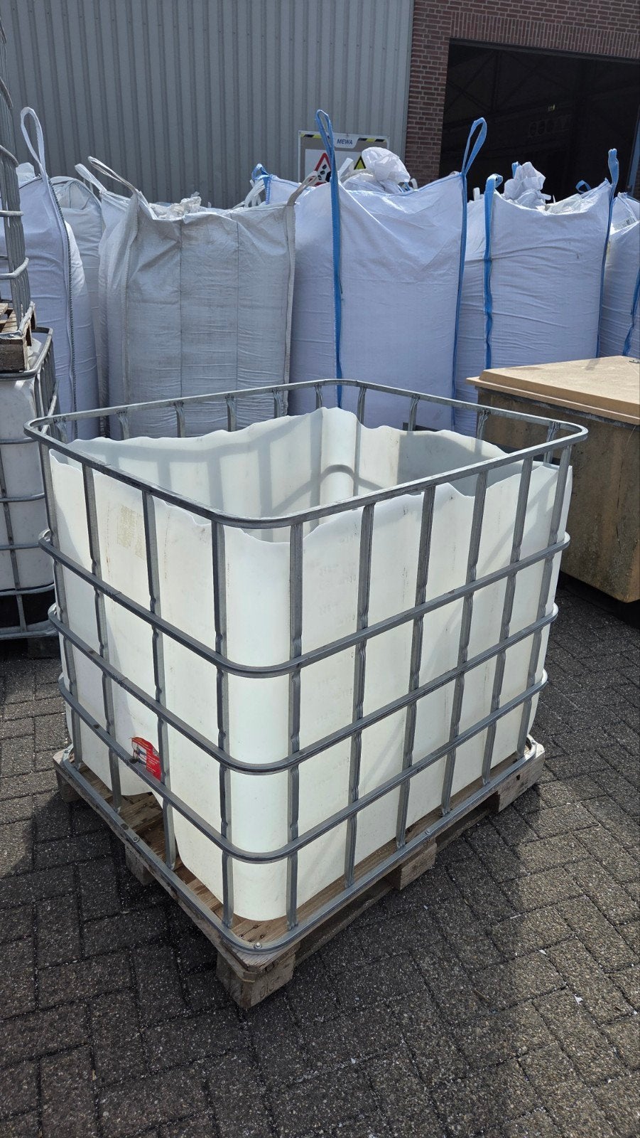 IBC Container 1000L - Diverse Toepassingen, Gebruikt, 100 cm of meer, 60 cm of meer, Bak of Kist