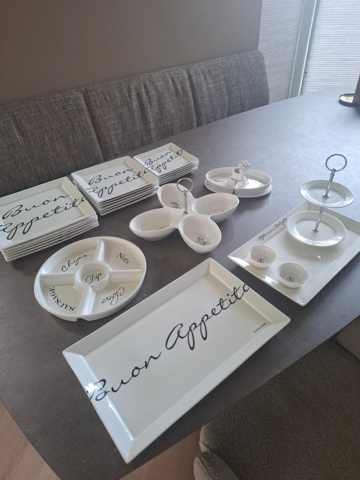 Servies Riviera Maison- Borden, schalen en meer, Ophalen, Overige merken, Keramiek, Zo goed als nieuw