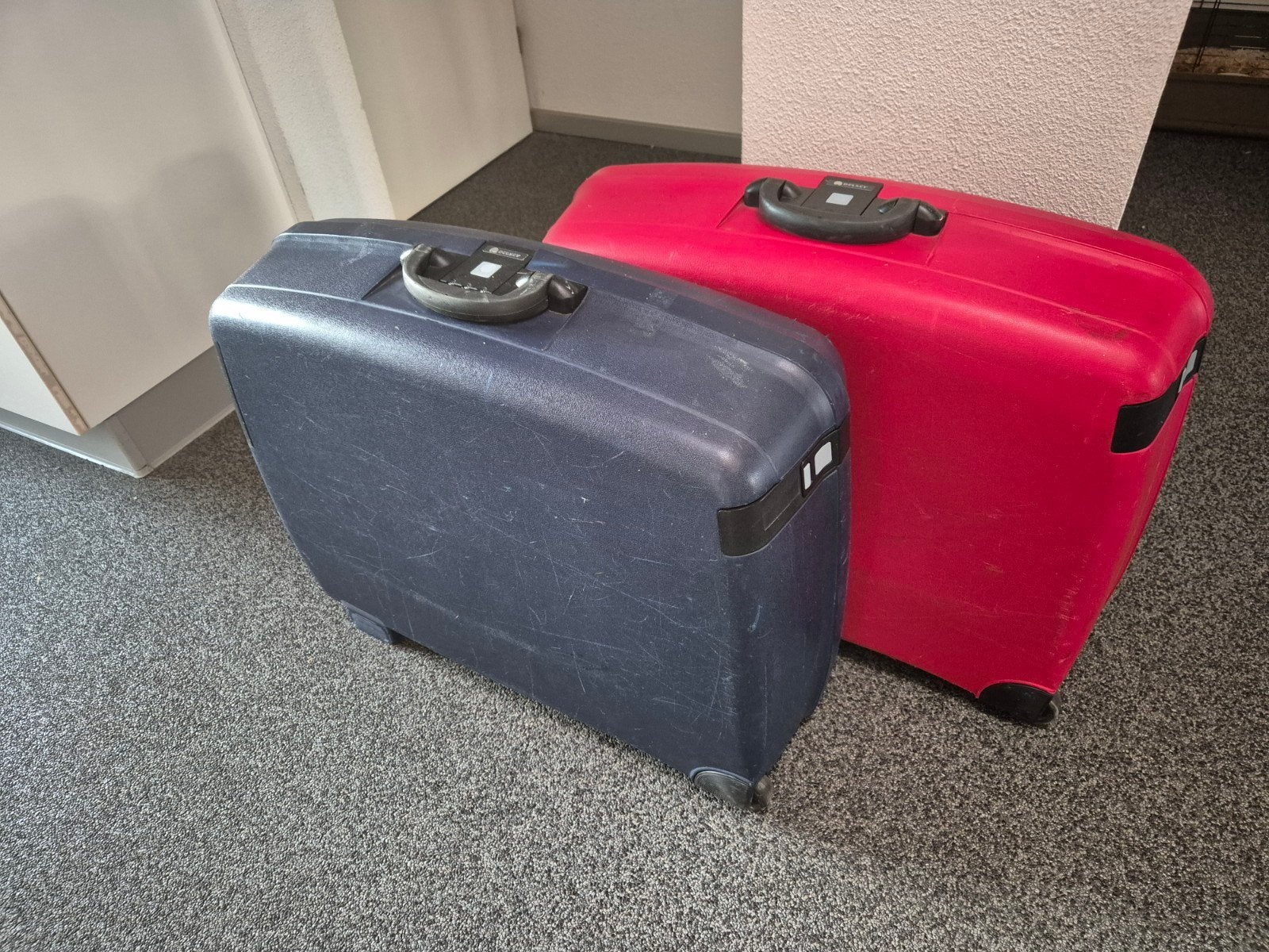 Delsey reis koffer van hard kunstof - set van 2, Gebruikt, Hard kunststof, 70 cm of meer, Wieltjes