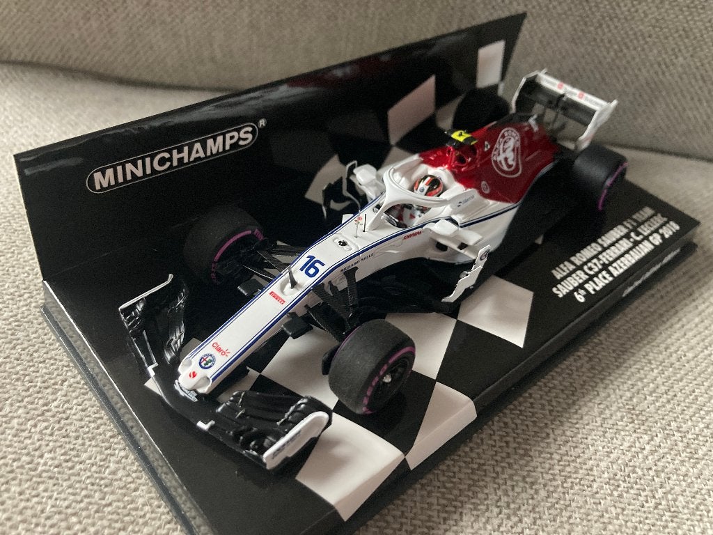 ✅ Charles Leclerc 1:43 Azerbaijan GP 2018 Alfa Romeo Sauber, Ophalen of Verzenden, Nieuw, Formule 1