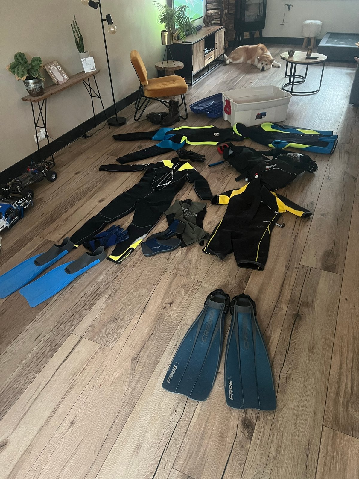 Complete duikuitrusting: duikpakken, vliezen, handschoenen, Ophalen, Gebruikt, Duikpak