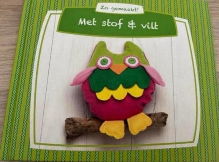 Zo gemaakt! Met stof & vilt - Inspirerende knutselprojecten, Ophalen of Verzenden, Zo goed als nieuw