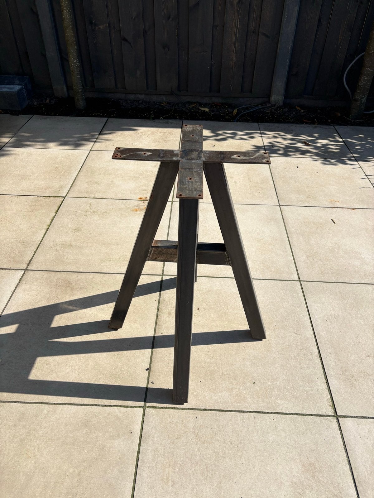 Stevige metalen tafelpoot, 72 cm hoog, Ophalen, Tafelpoot, Minder dan 50 cm, Gebruikt
