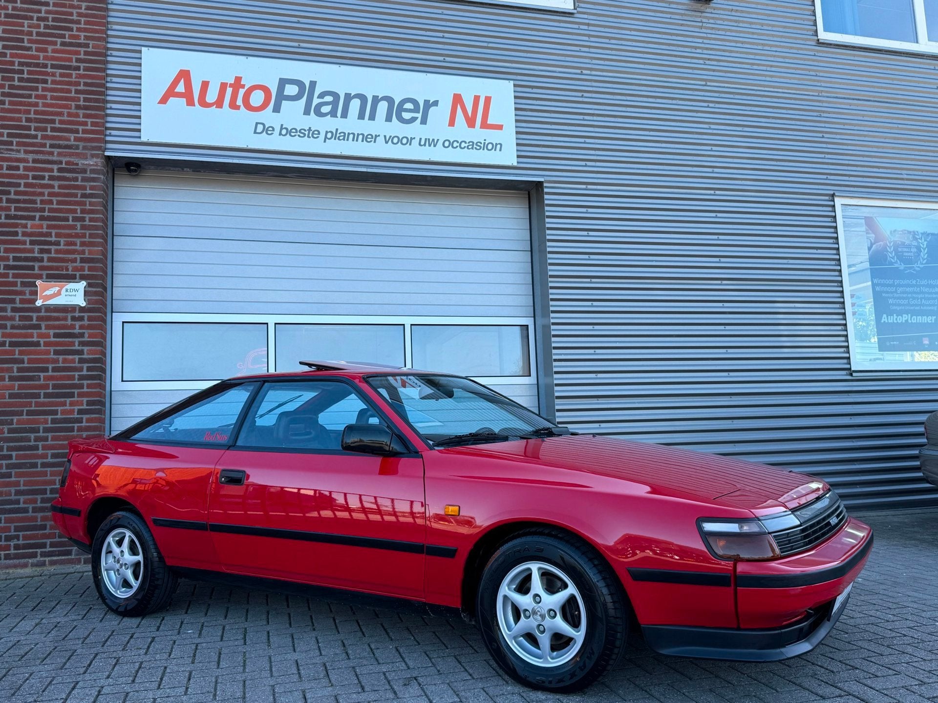 Toyota Celica 1.6 GT! Lage kmstand! Schuifdak!, Auto's, Voorwielaandrijving, Stof, Gebruikt, 4 cilinders