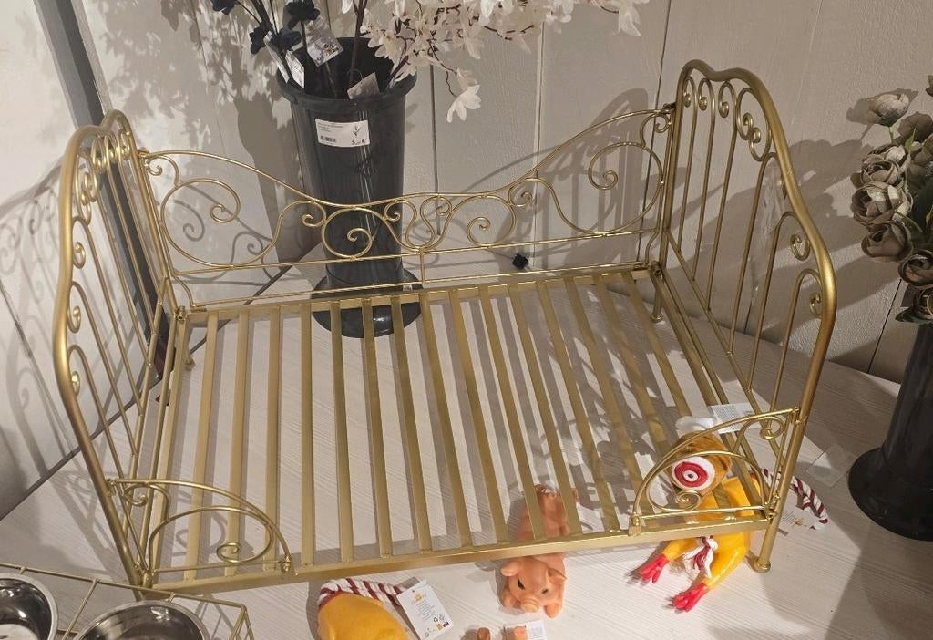 NIEUW GOUDKLEURIG BROCANTE GROOT HONDENBED - INFO ZIE ADVERT, Ophalen of Verzenden, Nieuw, Overige