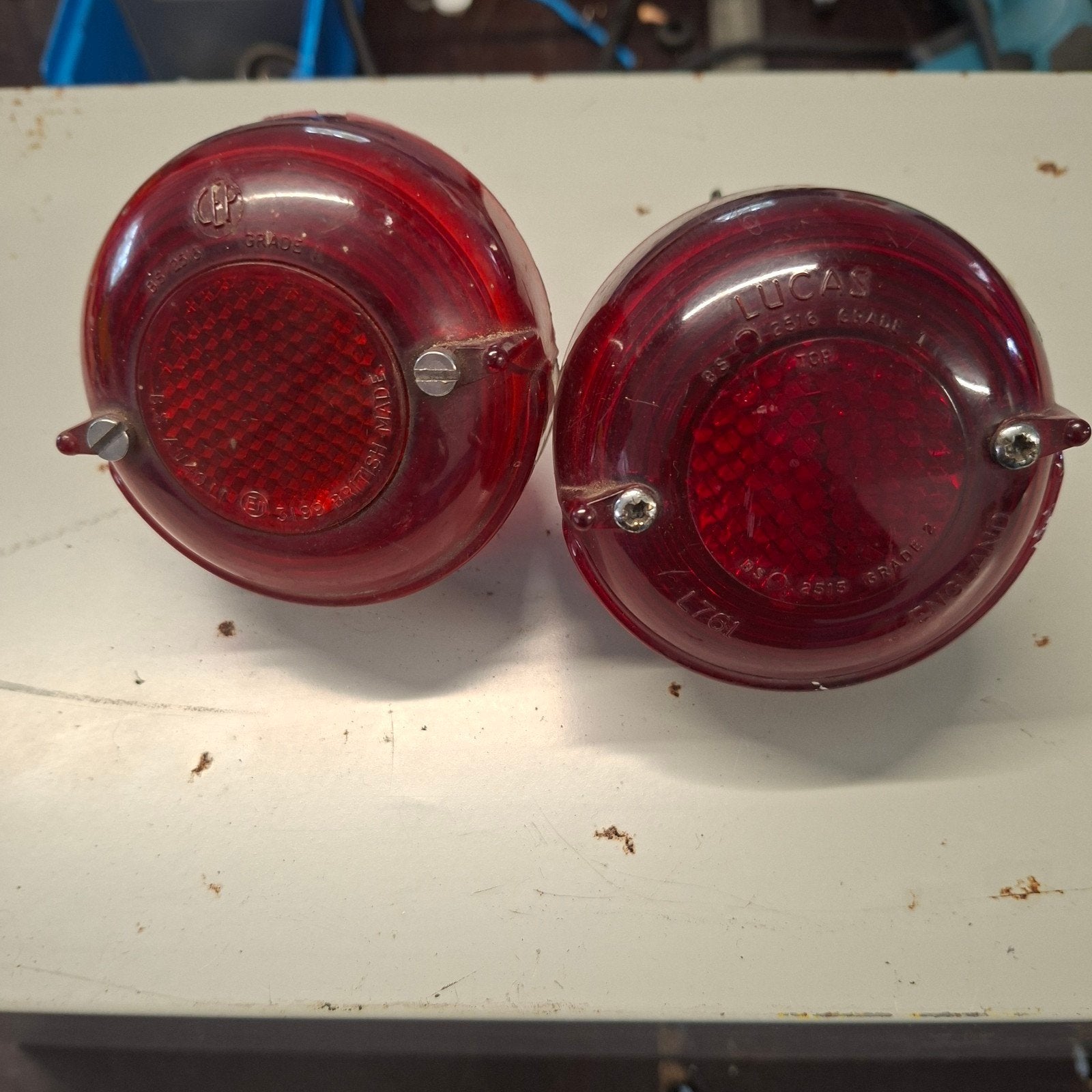 Lucas Achterlichten Oldtimer - Set van 2, Auto-onderdelen, Verlichting, Oldtimer onderdelen, Gebruikt, Ophalen of Verzenden