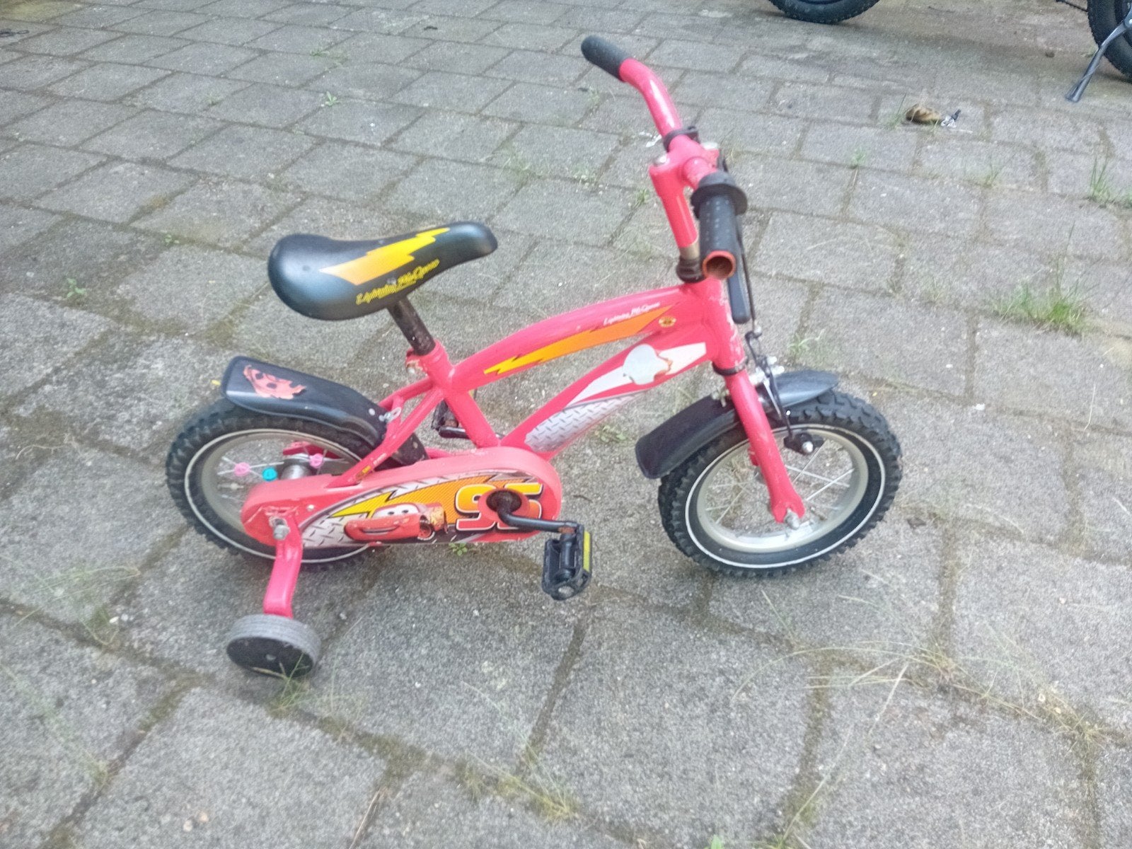 Te koop kinderfiets met zijwielen, Ophalen of Verzenden