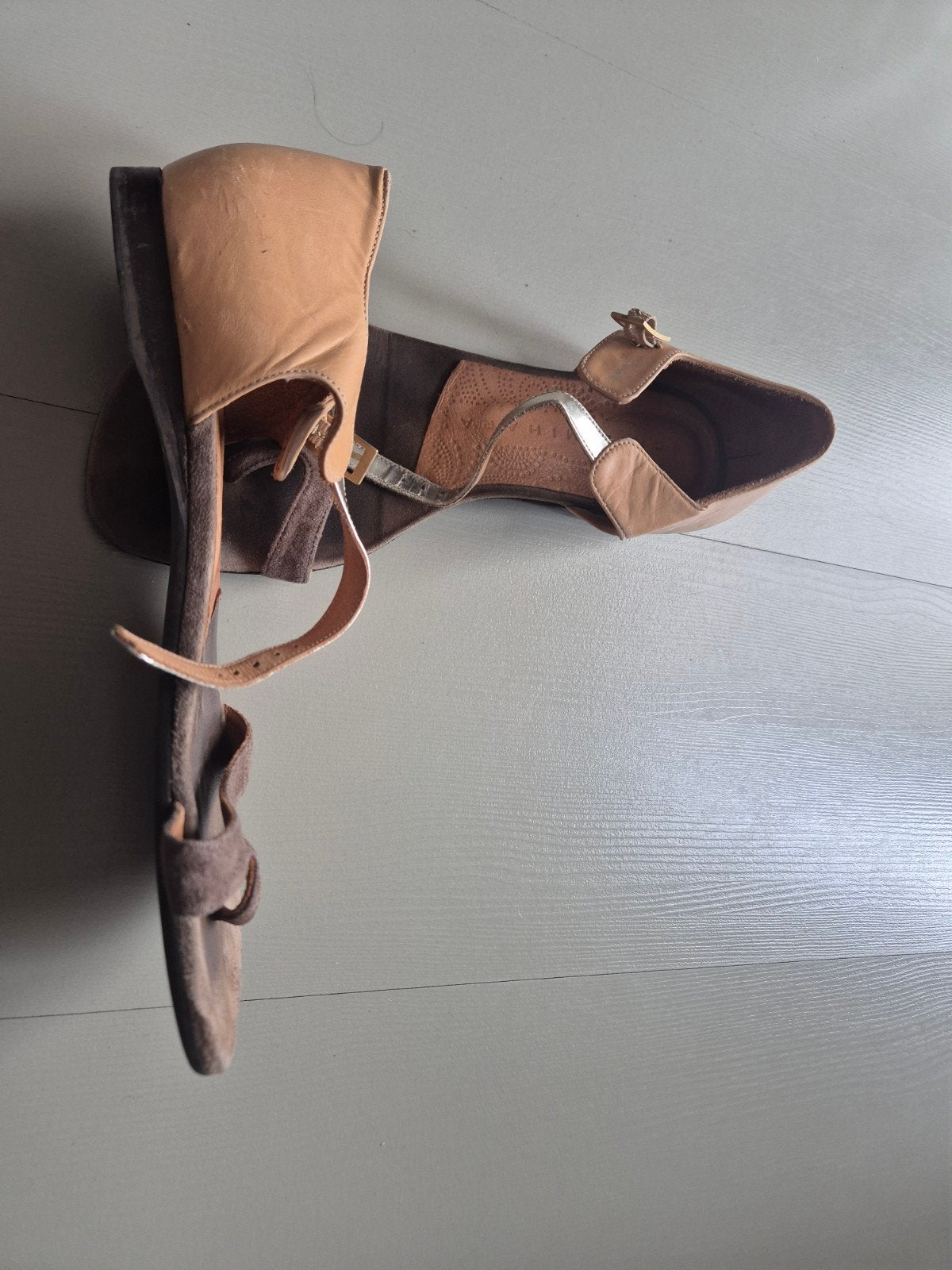 Chie Mihara sandalen met bandjes - Maat 37,5, Bruin, Chie mihara, Gedragen, Sandalen of Muiltjes