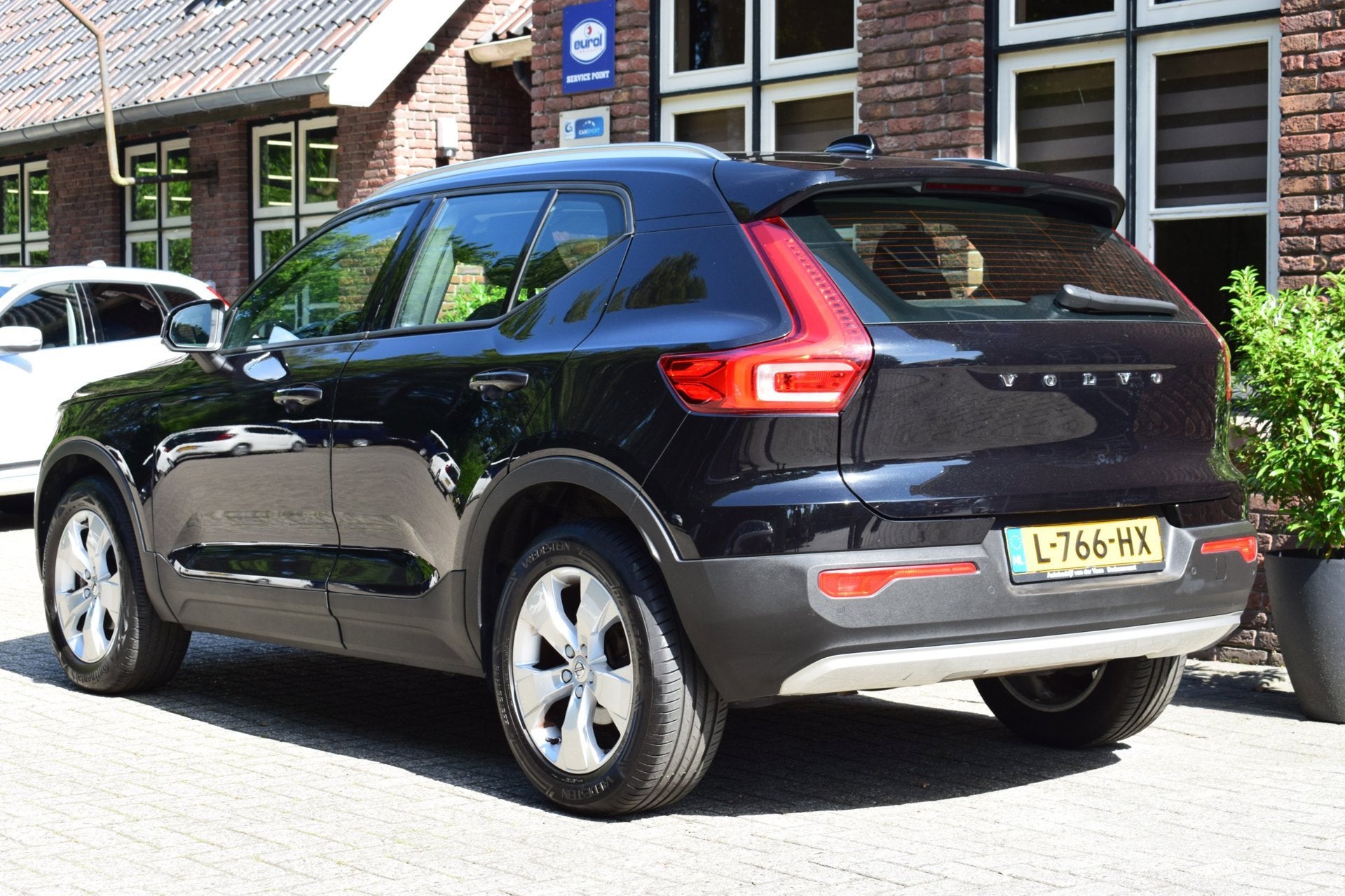 Volvo XC40 1.5 T2 Automaat Business Pro Adaptive Cruise | PD, Auto's, Dealer onderhouden, Gebruikt, Zwart, Origineel Nederlands
