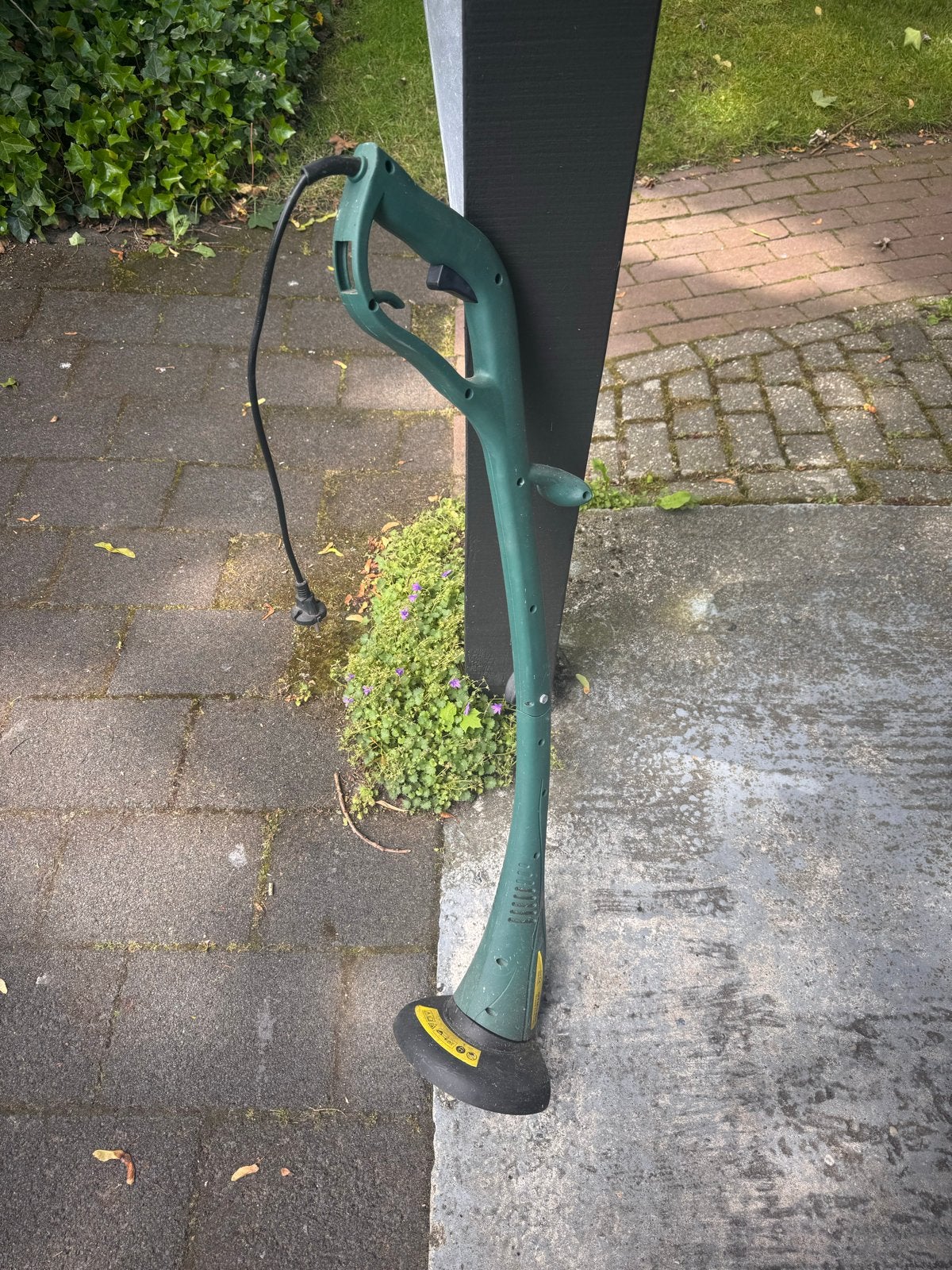 GTM3-M8 Grastrimmer - Elektrisch, Tuin en Terras, Grastrimmers, Ophalen, Gebruikt, 10 tot 30 cm, Elektrisch