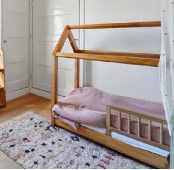 Leuk houten kinderbed / bedhuisje, Ophalen, Gebruikt, 70 tot 85 cm, 140 tot 160 cm