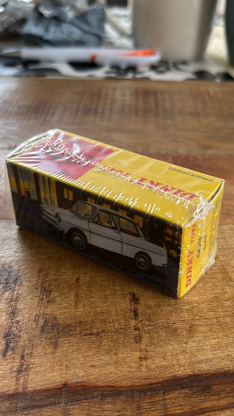 Dinky toys no 508 daf 33 1/43, Ophalen of Verzenden, Zo goed als nieuw, Auto, Dinky Toys