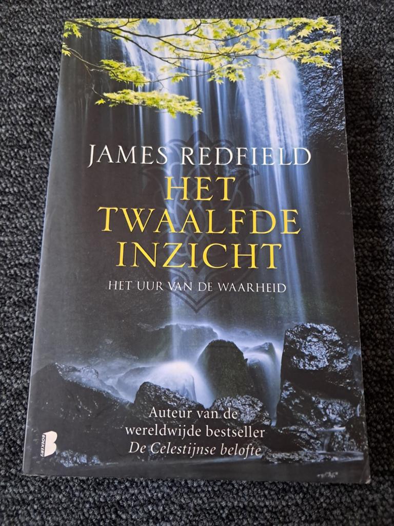 James Redfield - Het twaalfde inzicht, Ophalen of Verzenden, Zo goed als nieuw, James Redfield