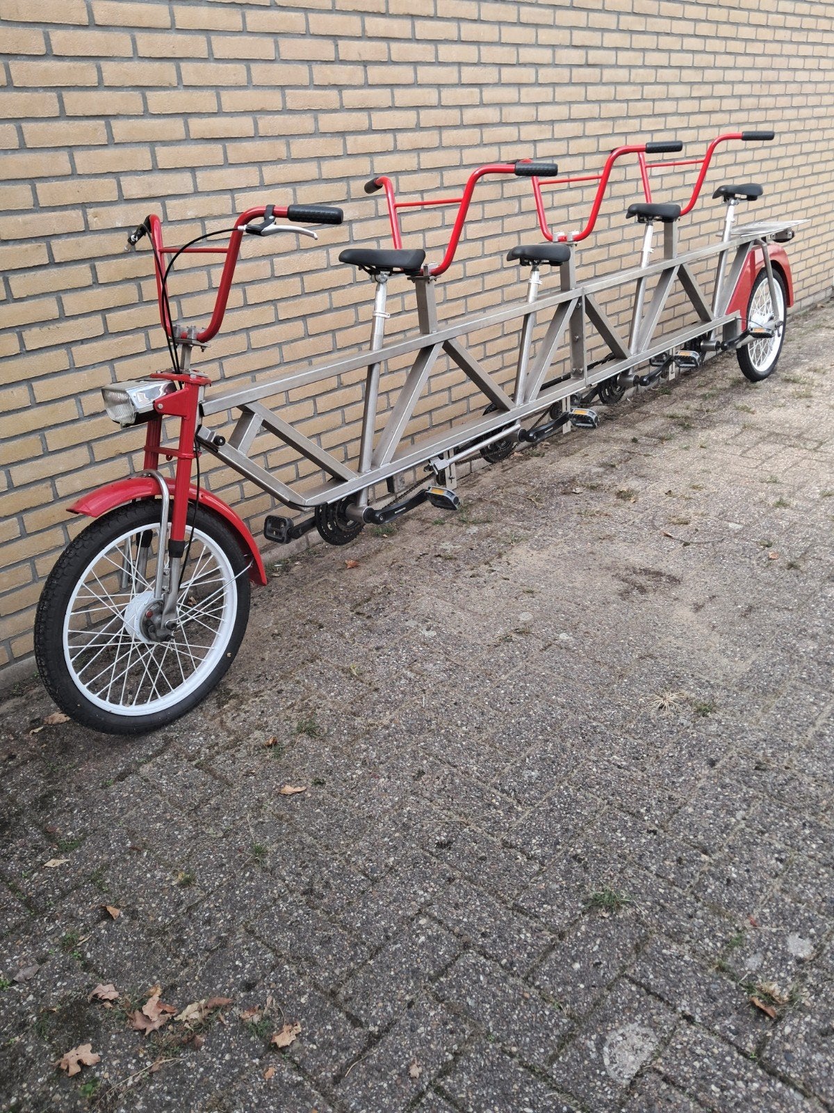 Unieke 4-persoons tandemfiets - Groepsfietsplezier!, Fietsen en Brommers, Minder dan 10 versnellingen, Eigen merk., Trommelrem