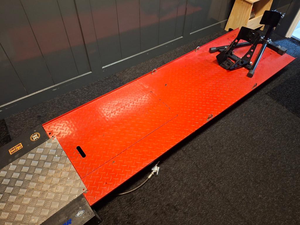 Motorbrug hydraulisch met oprijplaat, Motoren, Accessoires | Overige, Gebruikt, Ophalen of Verzenden