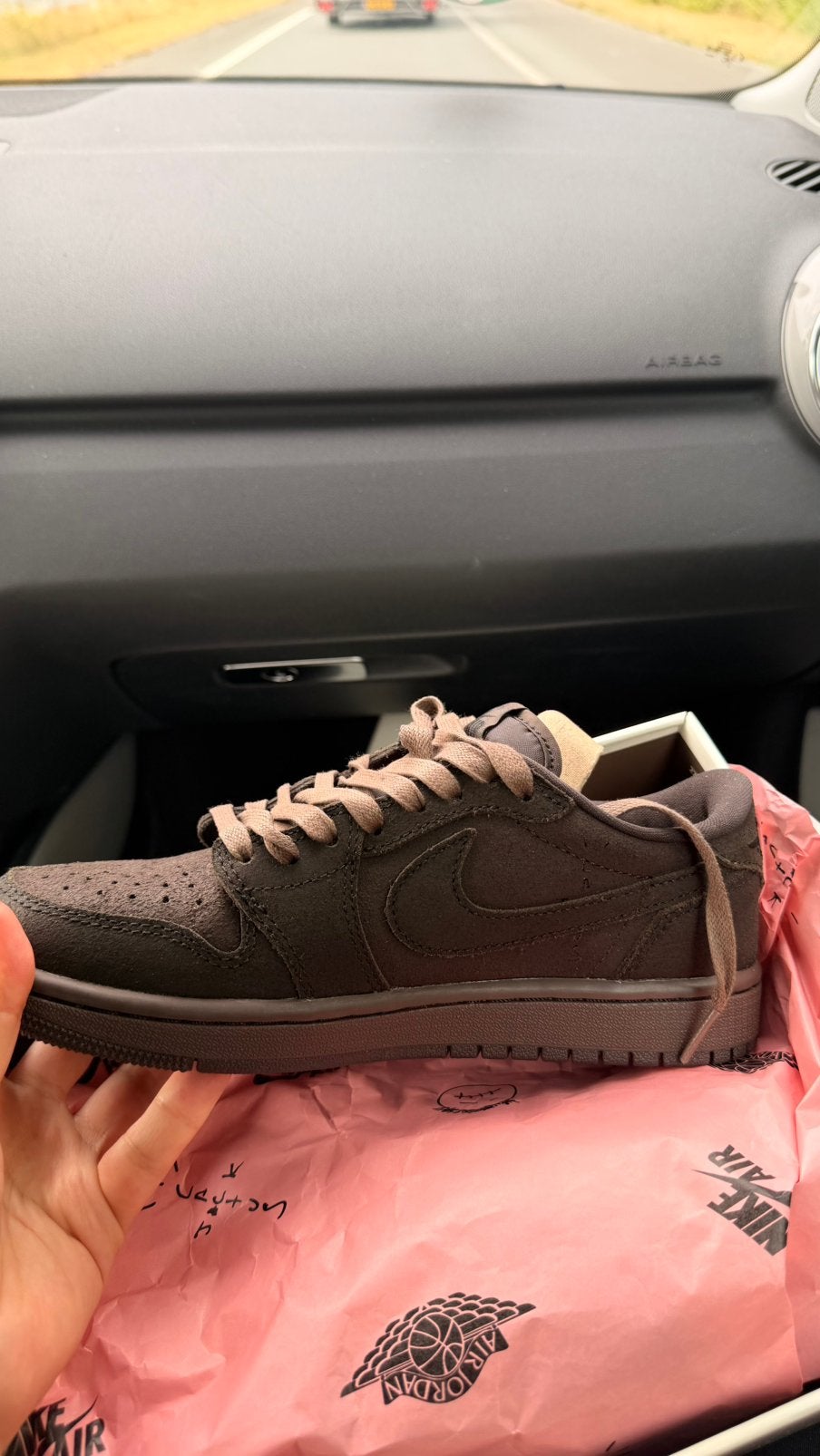 Air Jordan 1 Retro Low OG SP Travis Scott Velvet Brown, Bruin, Nieuw, Ophalen of Verzenden, Sneakers of Gympen