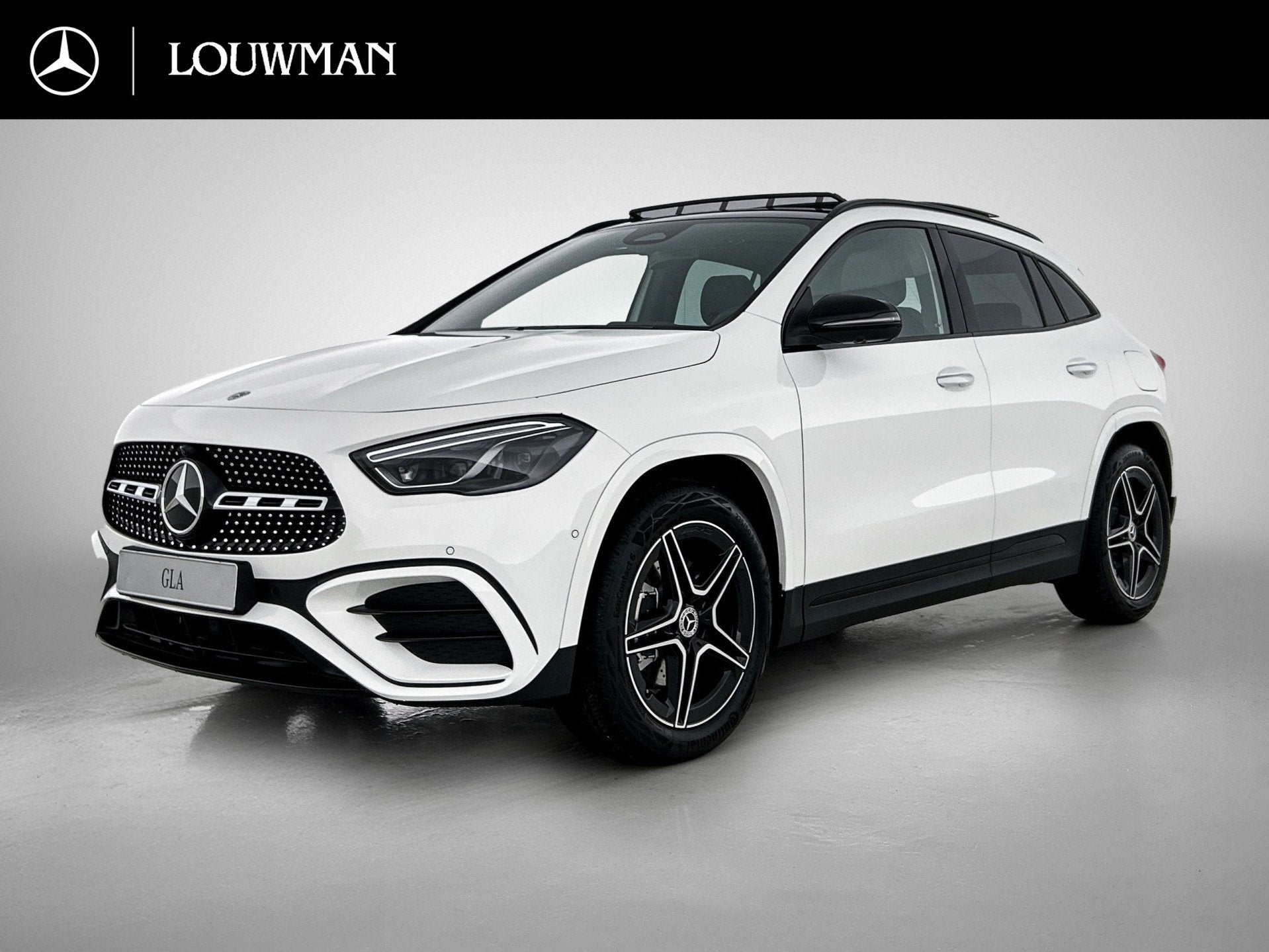 Mercedes-Benz GLA 180 Business Solution AMG | Premium Plus p, Auto's, Zwart, 4 cilinders, Wit, Bedrijf