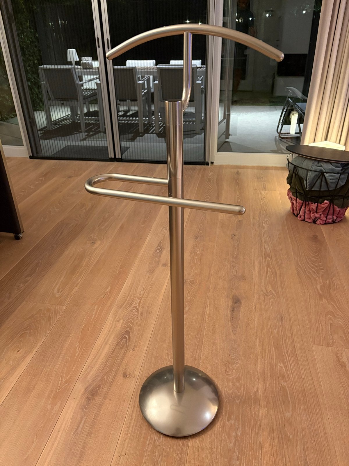 Modern kledingstandaard van rvs metaal, Ophalen, 100 tot 150 cm, Zo goed als nieuw, Metaal