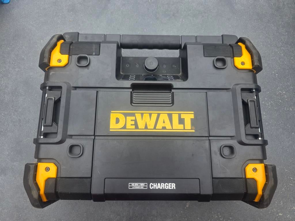 DeWalt DWST1-81078-QW TSTAK Radio en Oplader, Ophalen of Verzenden, Gebruikt