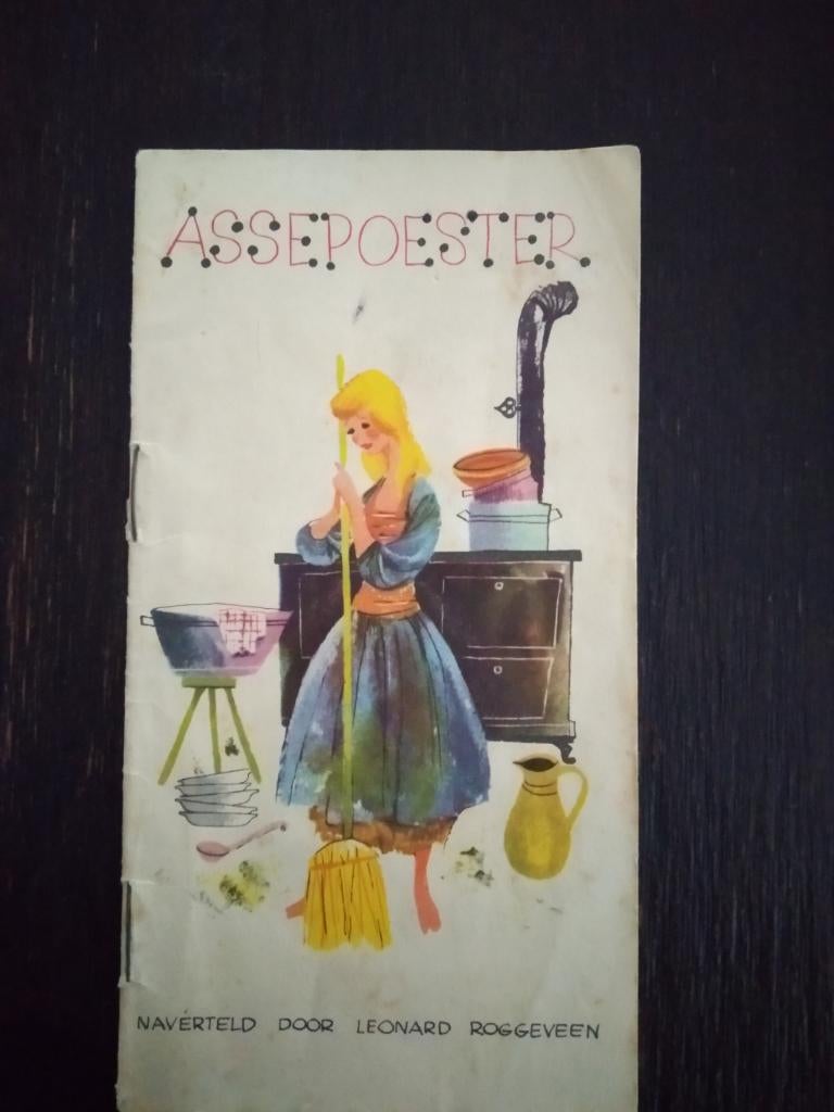 leuk boekje Assepoester uit 1959, Ophalen of Verzenden, Gelezen, Roggeveld