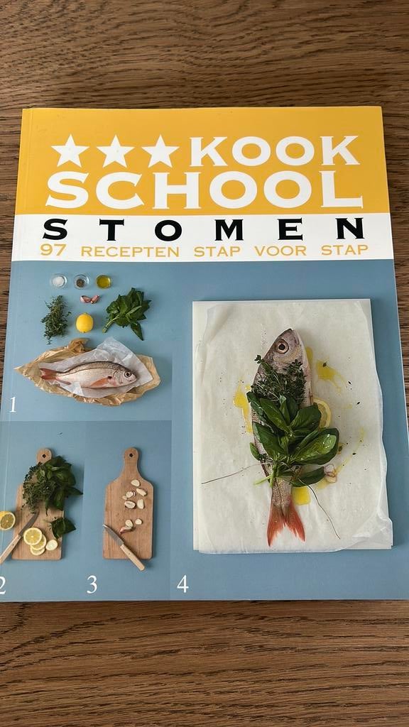 O. Souksisavanh - Stomen, Boeken, Kookboeken, Zo goed als nieuw, Ophalen of Verzenden