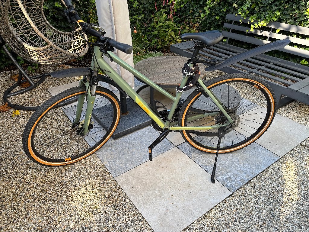 Foto 2 van Cube Nature Hybrid/Crosshybride–Maat 54–Shimano Deore XT