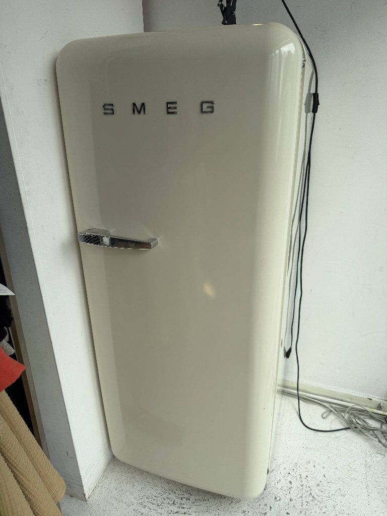 SMEG FAB28 koelkast cream met koelvak, Ophalen, Gebruikt, 200 liter of meer, 60 cm of meer
