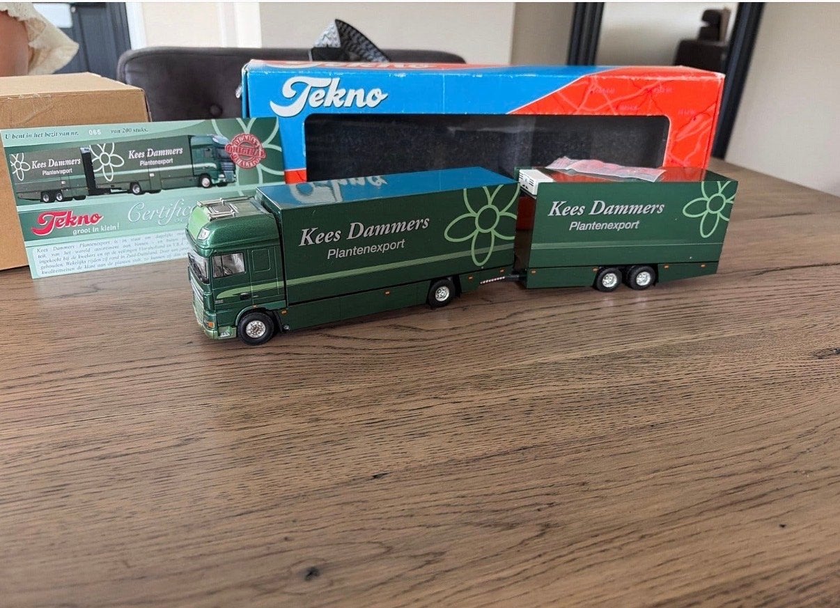 Tekno Kees Dammers Plantenexport Truck met certificaat, Overige merken, 1:32 tot 1:50, Ophalen of Verzenden, Zo goed als nieuw
