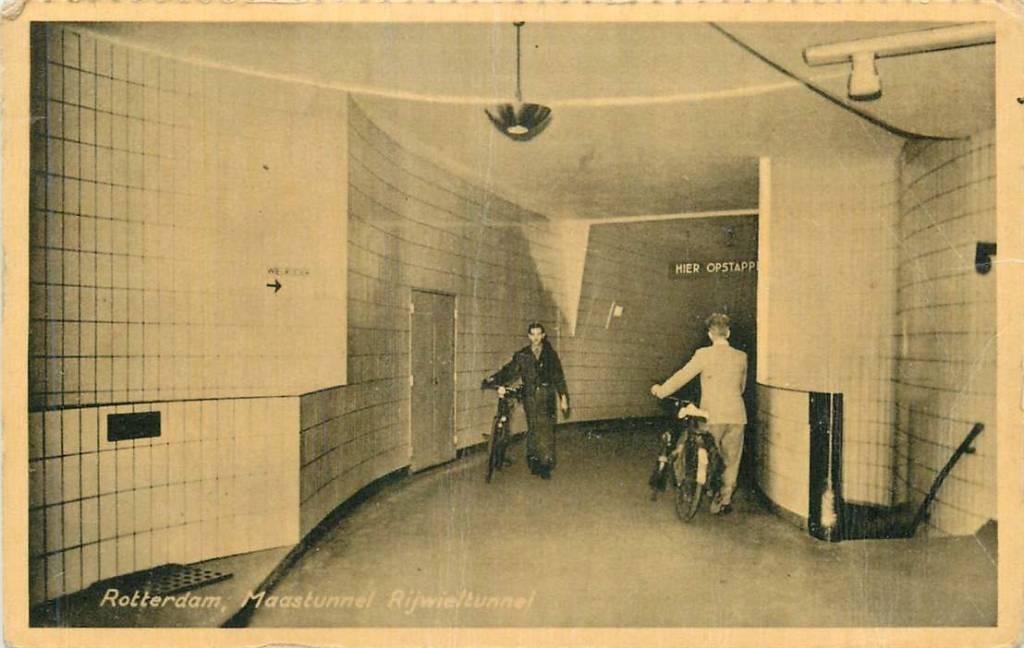 381-280-041 Rotterdam Maastunnel Rijwieltunnel, Verzamelen, Verzenden, Voor 1920, Zuid-Holland