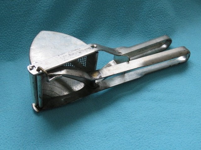 Vintage Zweedse RVS aardappelpers pureeknijper, Ophalen of Verzenden
