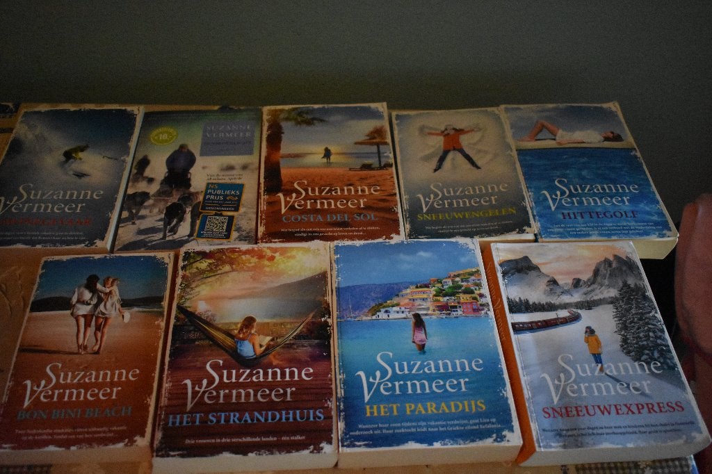 22 boeken van Suzanne Vermeer, € 3,00 per stuk, Ophalen of Verzenden, Zo goed als nieuw, Suzanne Vermeer