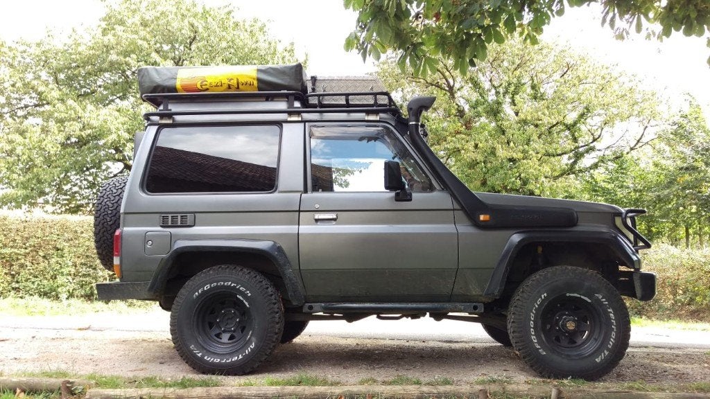 Toyota Land Cruiser LJ70 2.4 Turbo 4x4, Voorwielaandrijving, Stof, Grijs, Particulier