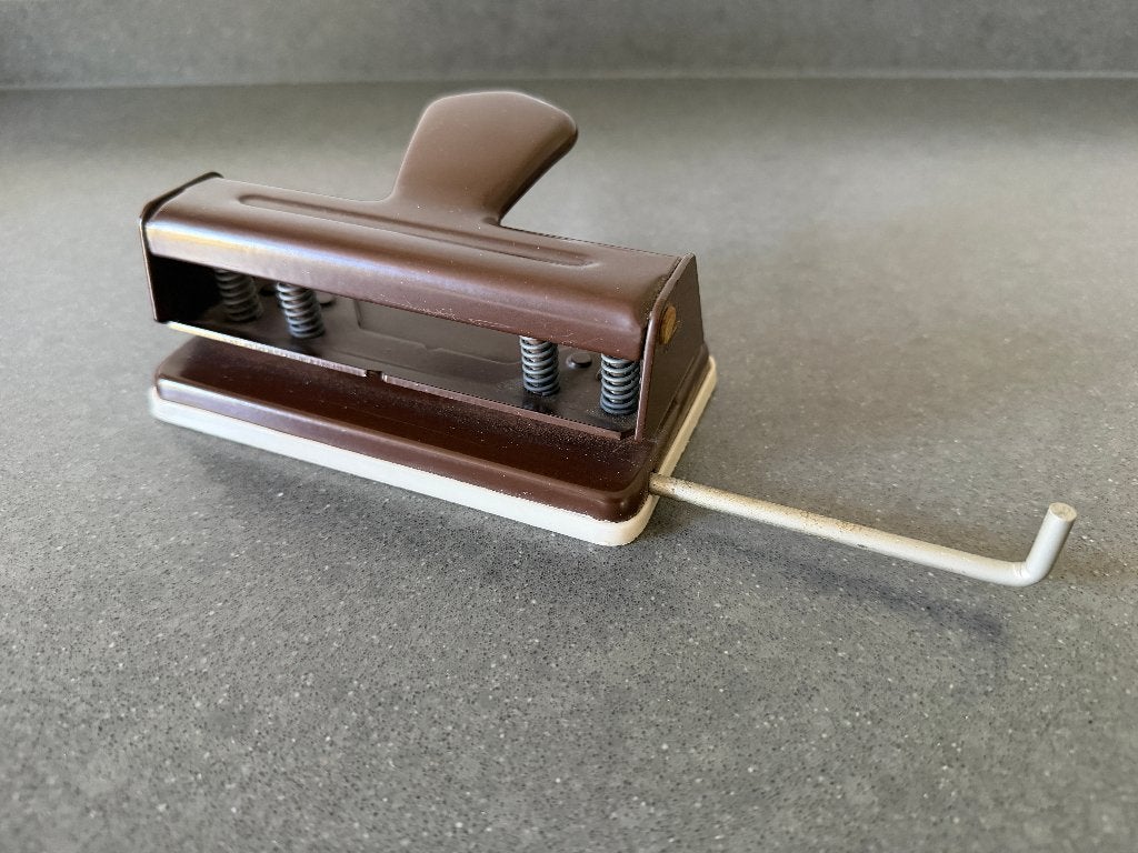 Vintage perforator OJOP Eskilstuna Zweden, Antiek en Kunst, Ophalen of Verzenden
