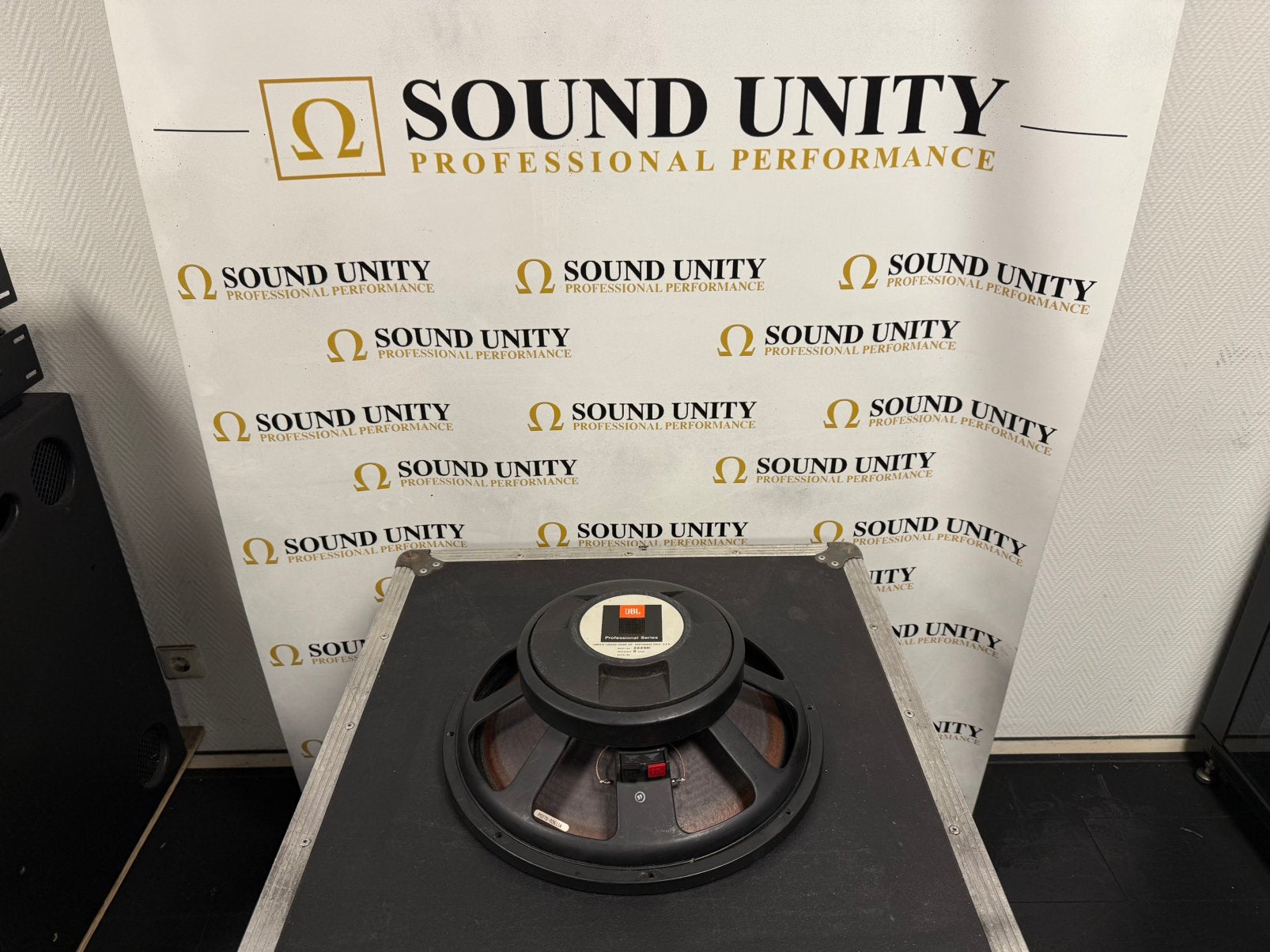 JBL 2225H woofer, Ophalen, Zo goed als nieuw, Subwoofer, JBL