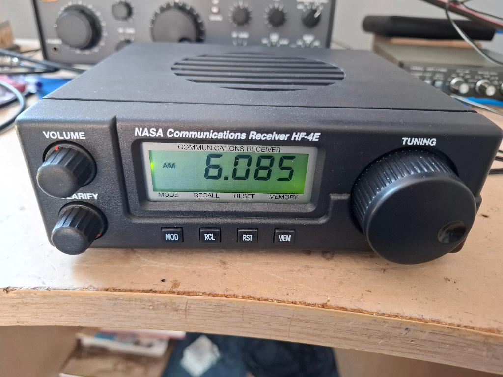 een NASA receiver  HF-4E, Ophalen of Verzenden, Zo goed als nieuw, Ontvanger