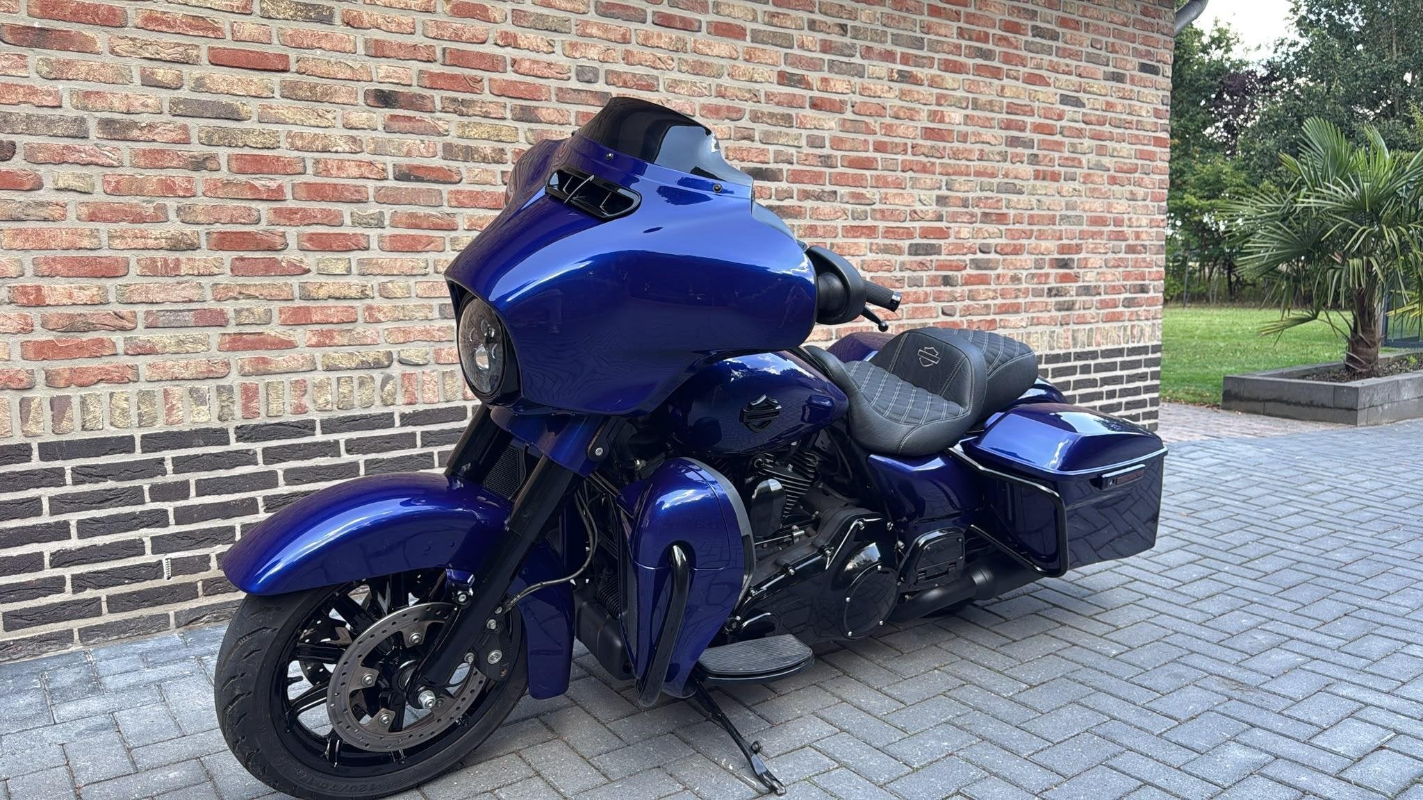 Harley Davidson 103 FLHX Street Glide CVO Streetglide FLHTK, Motoren, Motoren | Harley-Davidson, Laan van Vredenoord 33
2289 DA  Rijswijk, NL