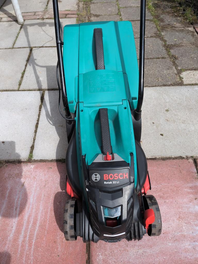 Bosch accu grasmaaier, Tuin en Terras, Grasmaaiers, Ophalen of Verzenden, Gebruikt