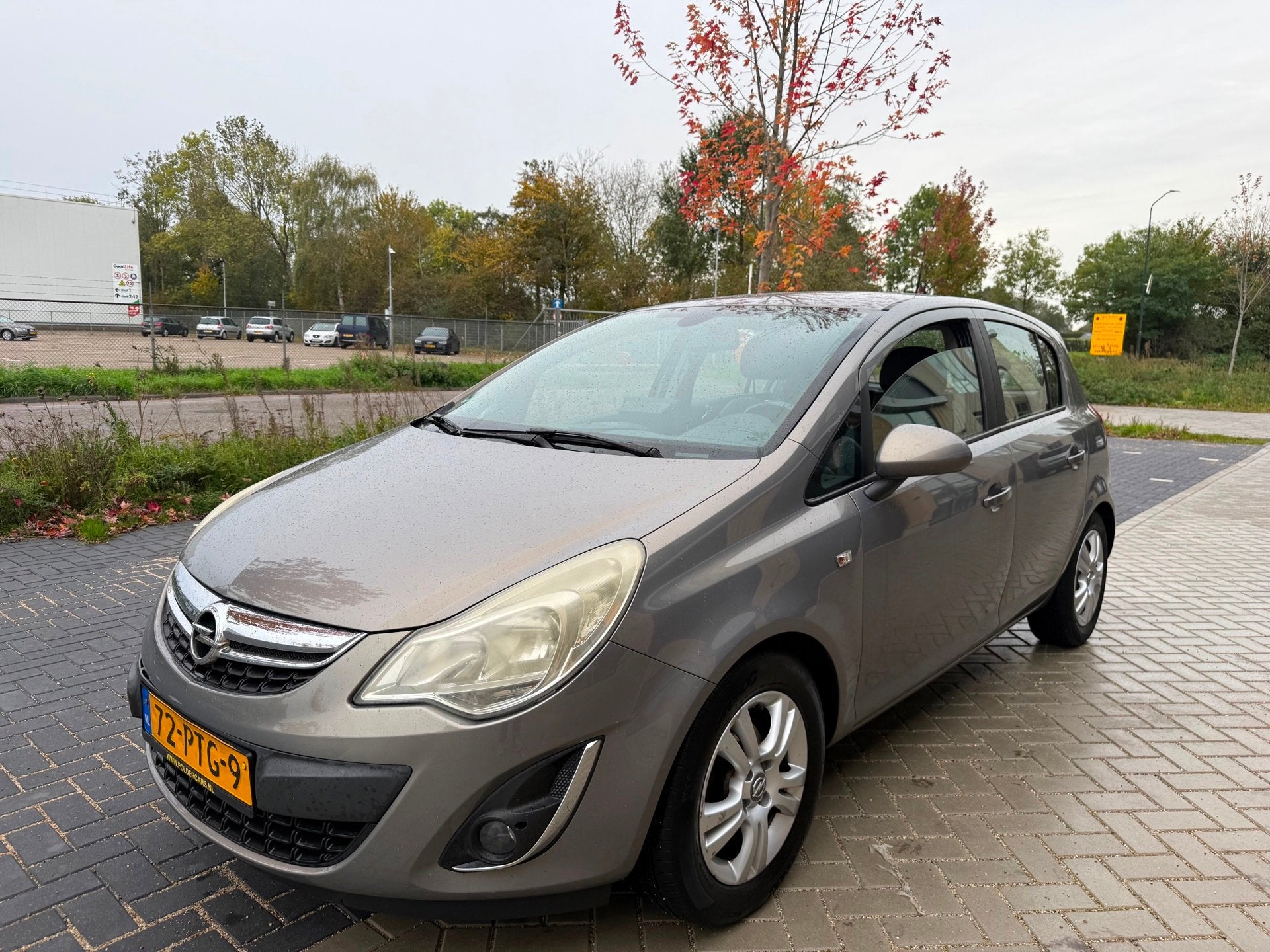 Opel Corsa 1.3 CDTi 5D EcoFlex S/S Cosmo NAVI|AIRCO|LMV, Auto's, Voorwielaandrijving, Euro 5, Gebruikt, Bruin