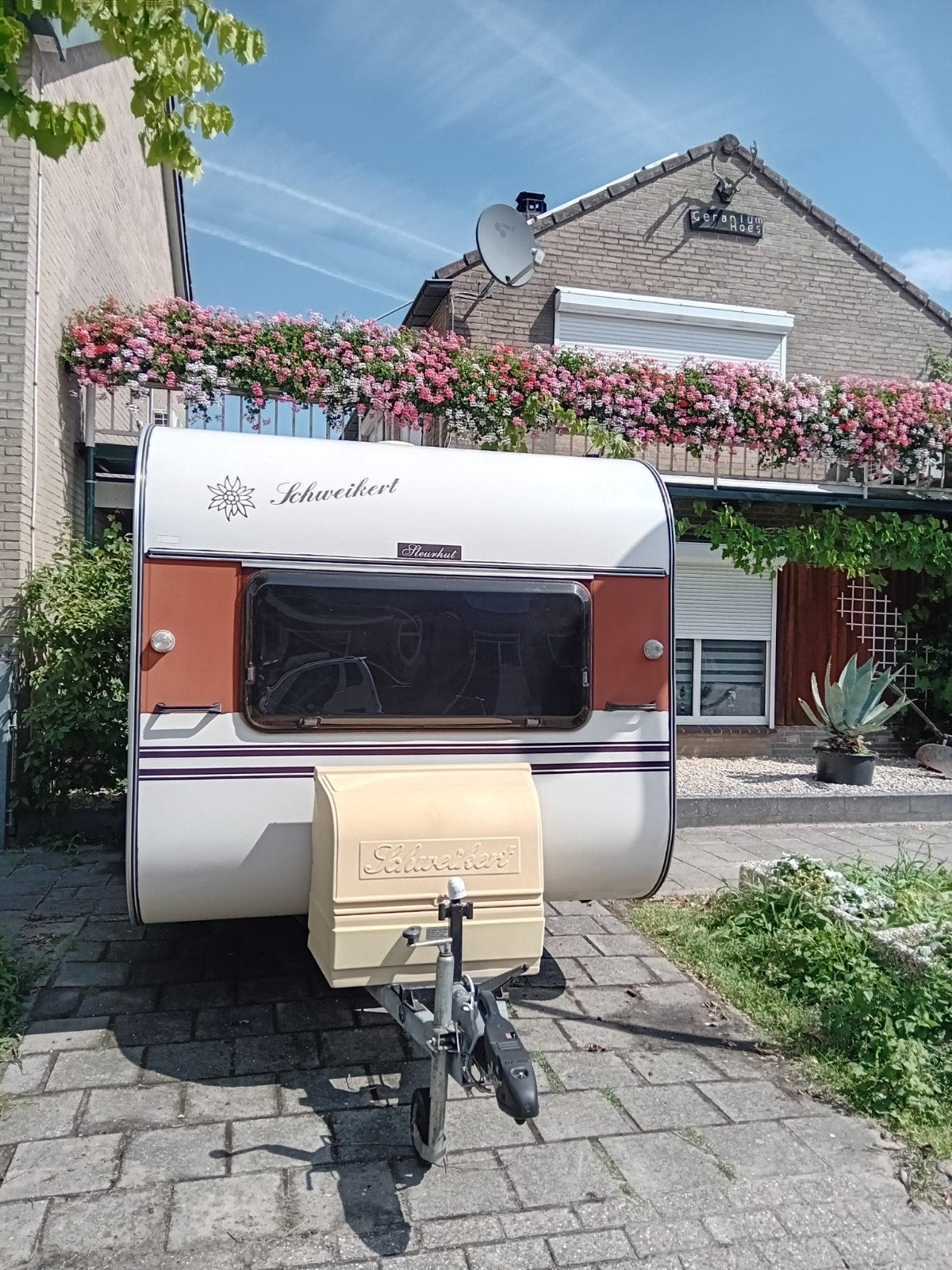 Oldtimer Edelweiss Schweikert caravan uit 1979 met voortent, Particulier, Luifel, Overige merken