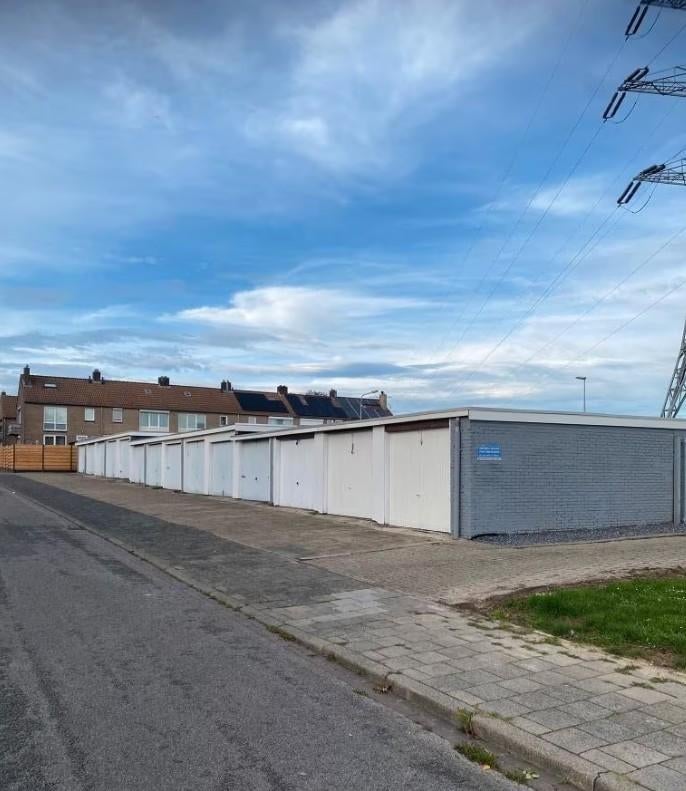 Te koop: Garageboxen aan de Beukstraat en Eikstraat Heerlen, Auto diversen, Autostallingen en Garages, Garageboxen BV, Info@garagebox-bv.nl