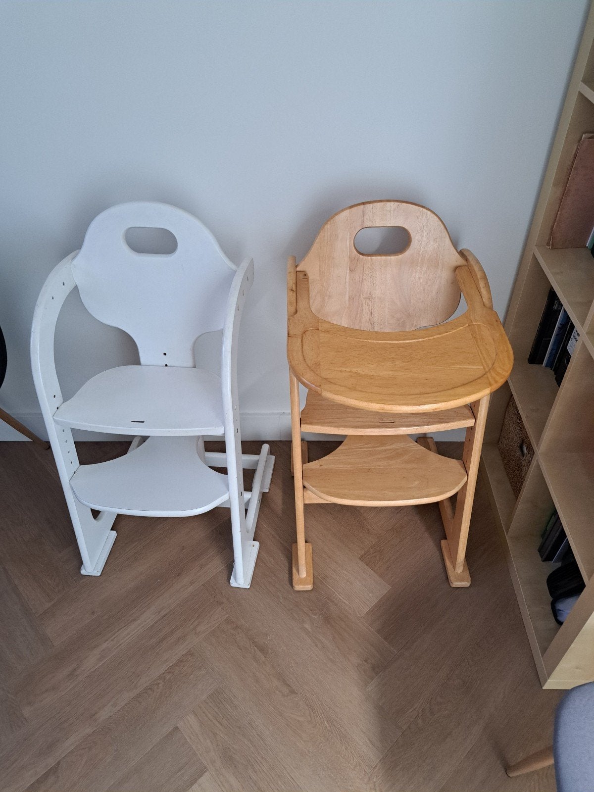 Houten kinderstoelen, Kinderen en Baby's, Kinderkamer | Tafels en Stoelen, Ophalen of Verzenden, Gebruikt, Tafel(s) en Stoel(en)