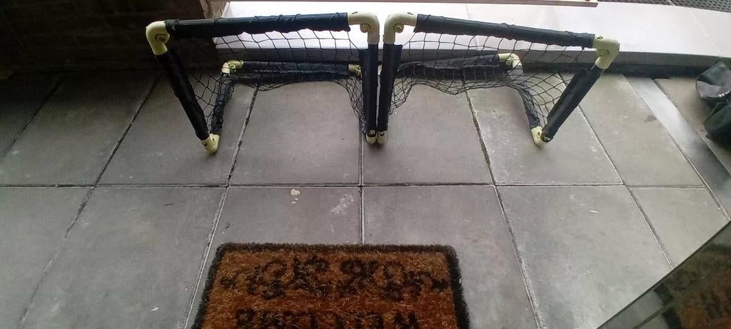 Twee kleine voetbaldoeltjes, Kinderen en Baby's, Ophalen of Verzenden