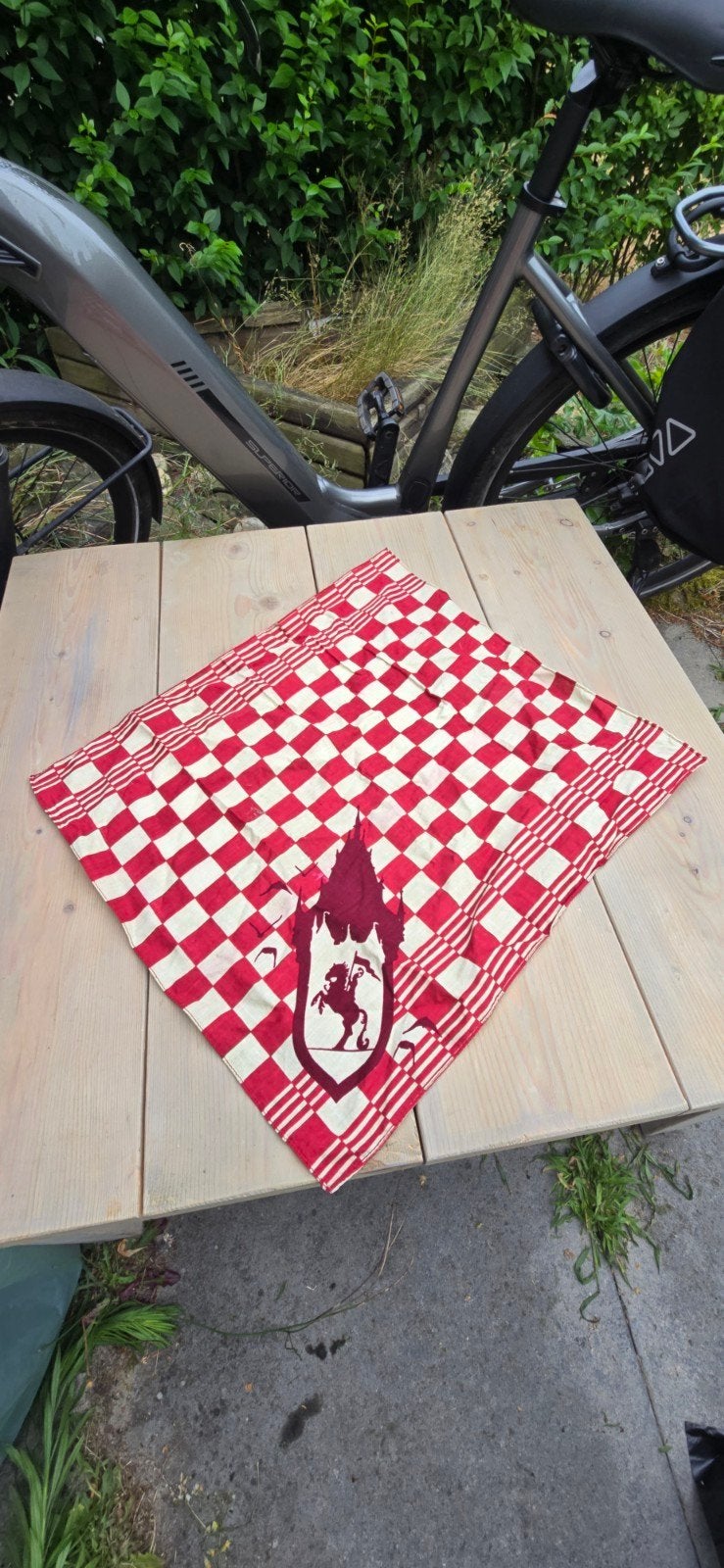 Raveleijn Theedoek - Rood/Wit geblokt met wapen, Gebruikt, Katoen, Overige merken, Wasbaar