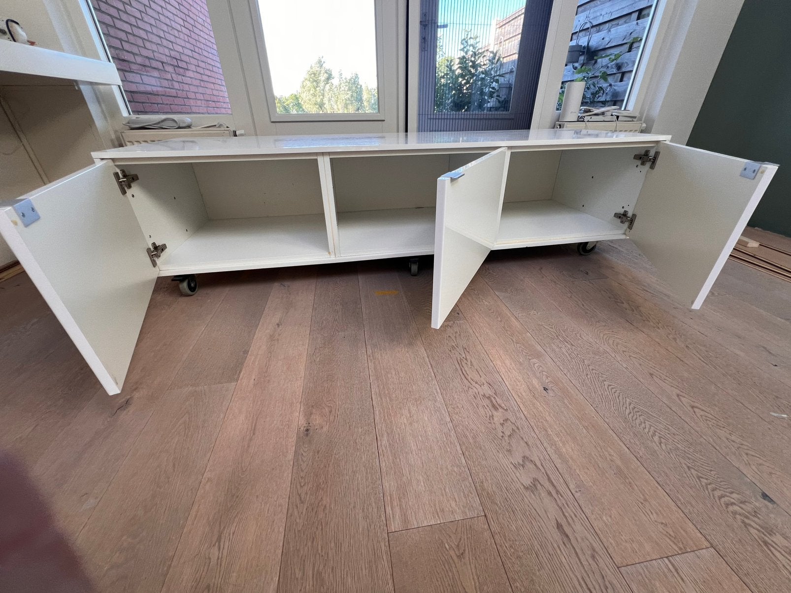 Lage kast op wielen, Ophalen, Gebruikt