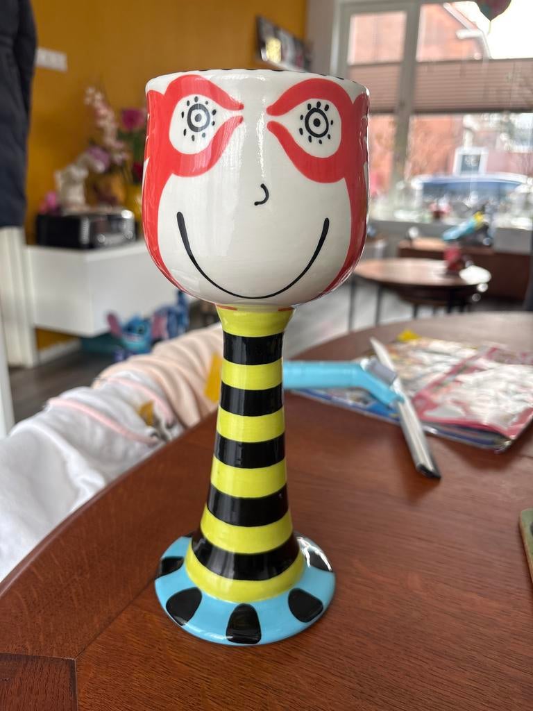 Allison Palmer Kelk dubbelzijdig gezicht vaas/beker, Huis en Inrichting, Woonaccessoires | Vazen, Gebruikt, Overige kleuren, 50 tot 75 cm