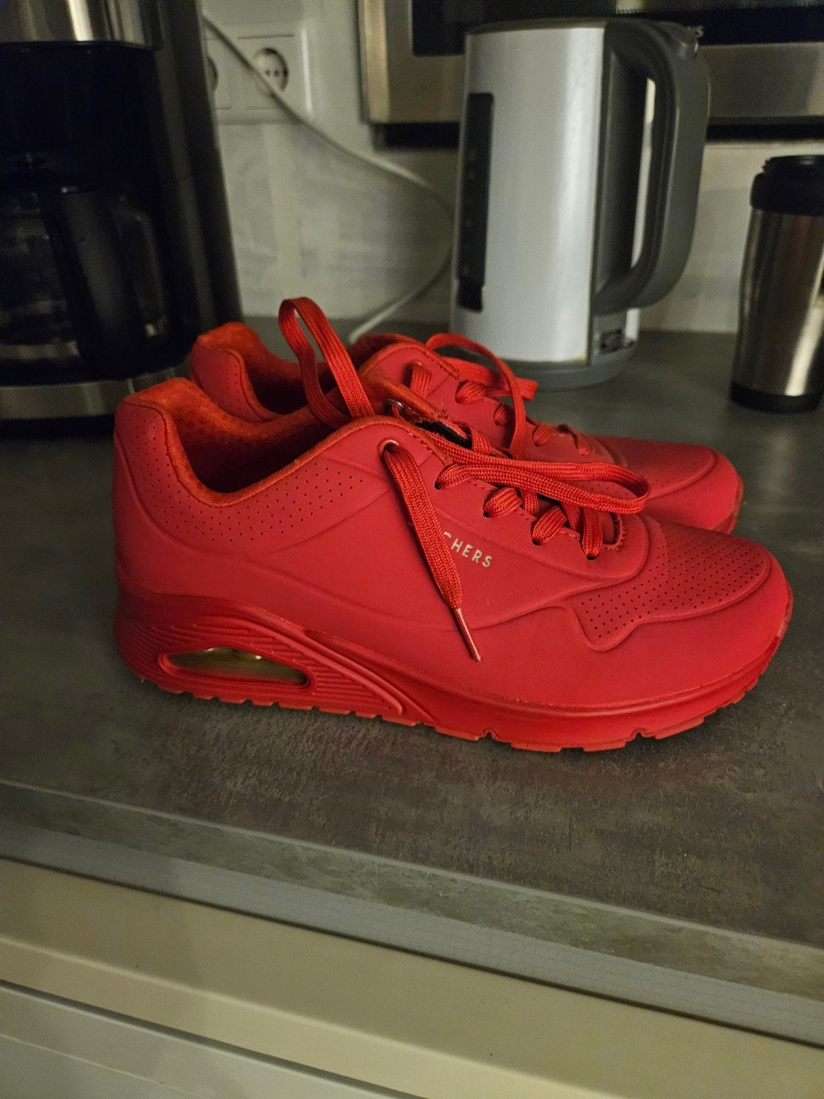 Skechers sneakers rood - maat 39 - zo goed als nieuw, Skechers, Verzenden, Rood, Sneakers of Gympen