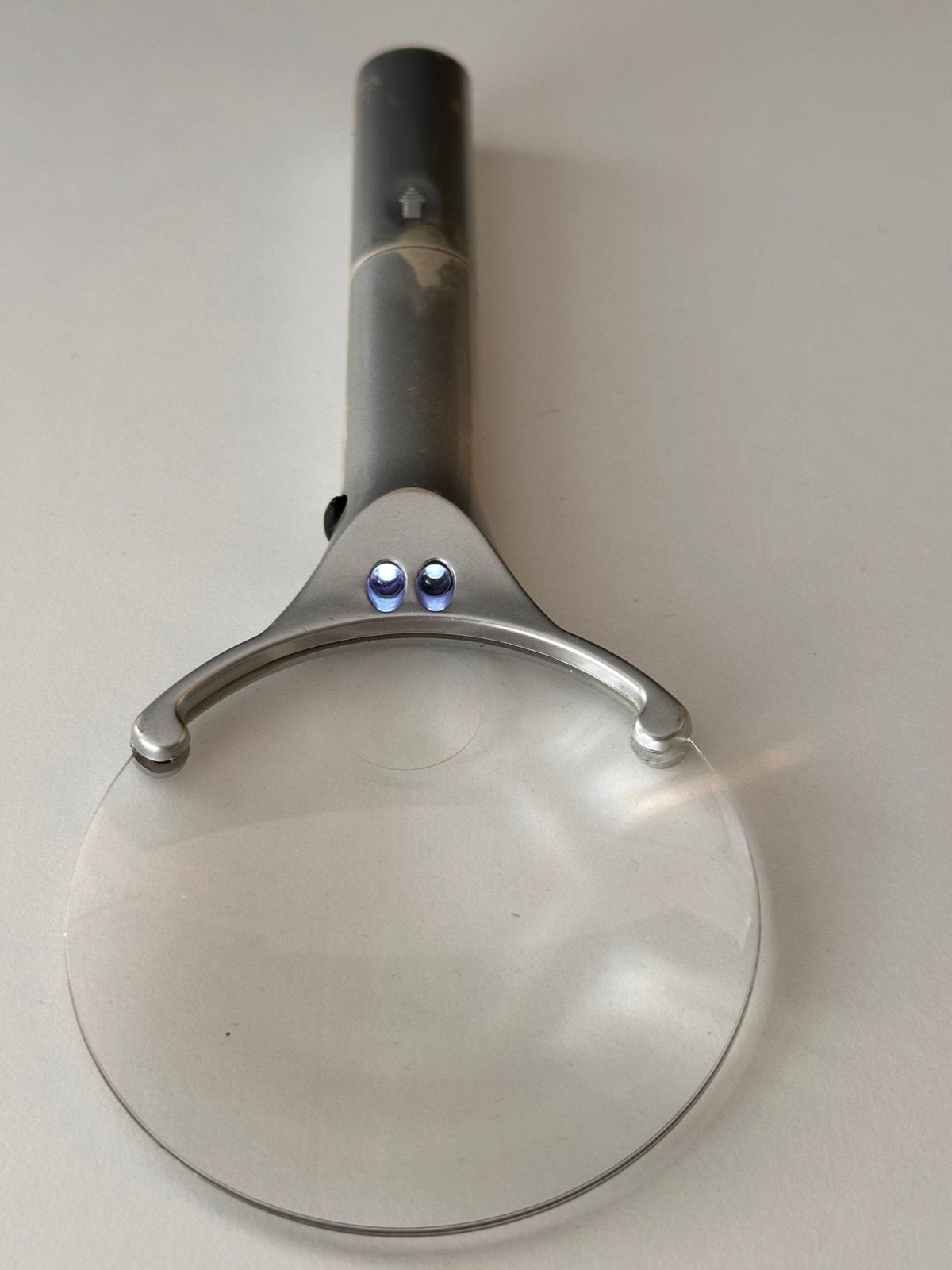Loeplamp met ledverlichting Incl opbergtasje, Hobby en Vrije tijd, Vergrootglazen, Loepen en Loeplampen, Ophalen of Verzenden