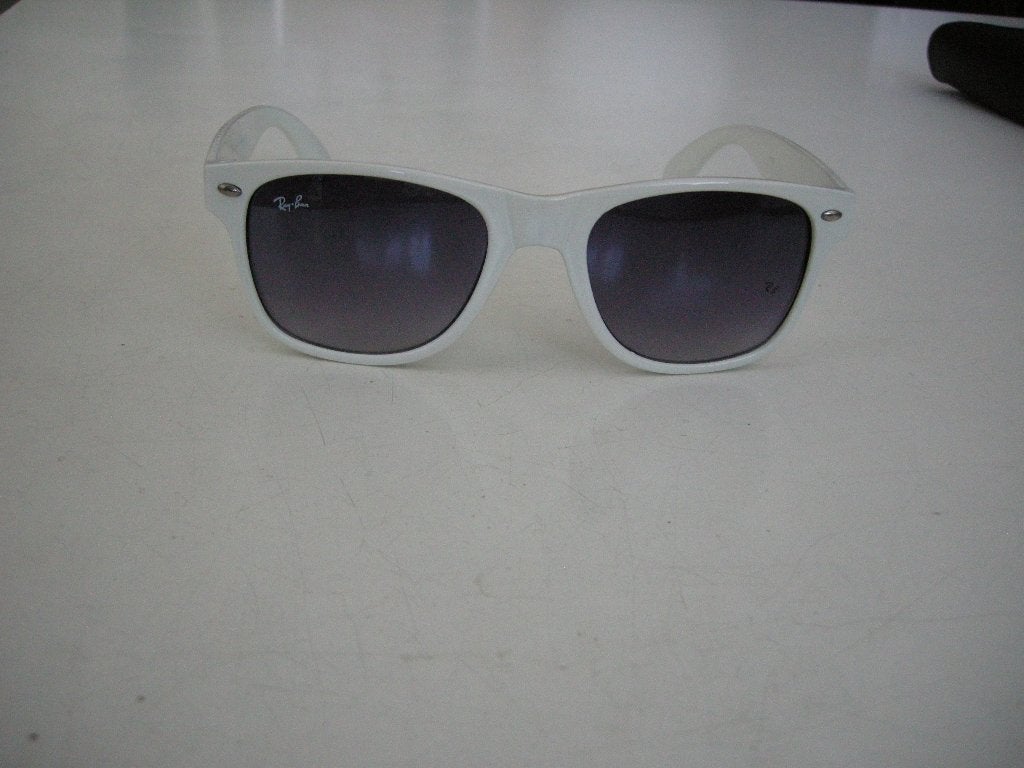Zonnebril witte Ray Ban - nieuwst., Ophalen, Nieuw, Wit, Ray-Ban